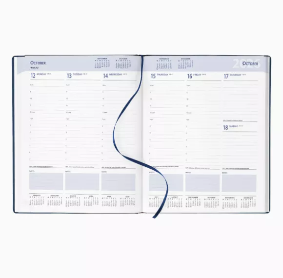 quarto-diary-week-to-view-inside-white-pages.png